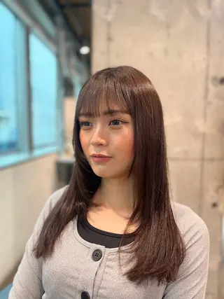 ロング カラー ハイトーンカラー 🦄レイヤーカットのヘアスタイル