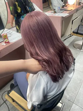 セミロング 鈴木瑛里／ブロンド ベージュ／男女のヘアスタイル