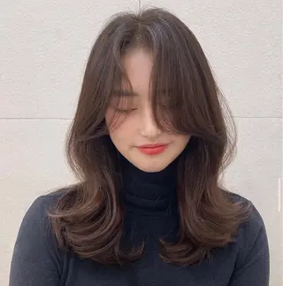 セミロング カラー 鈴木 一貴のヘアスタイル