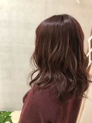 ミディアム カラー 樋渡 侑希のヘアスタイル