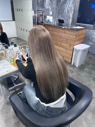 カラー 海外トレンドヘア🤍 sumireのヘアスタイル