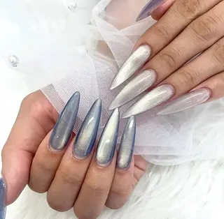 ネイル NAILSALON LUNON 獨協大学前駅店所属・LUNON 獨協大学前駅店のネイルデザイン