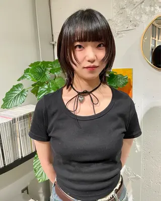 ミディアム ウルフ/似合わせ レイヤー/RIHOのヘアスタイル