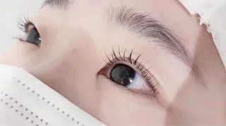 マツエク・マツパ eter所属・eter Ayakoの眉毛・アイブロウイメージ