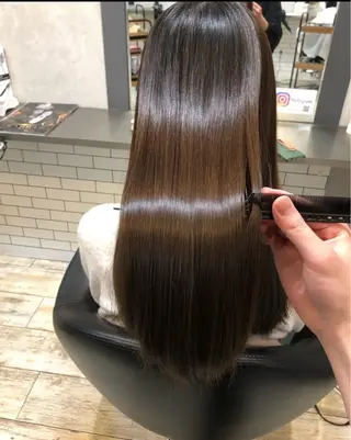 ロング レイヤーブリーチ特化 ホワイト専門/岸のヘアスタイル