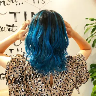 セミロング エクステ・髪質改善・ ブリーチ・吉田大介のヘアスタイル