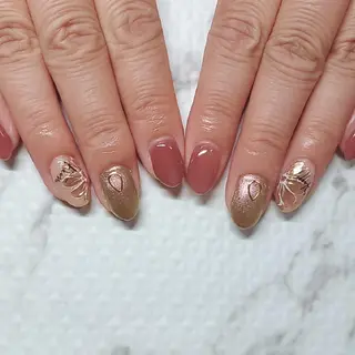 ネイル Lily Roseスタッフ一同のマツエク・マツパデザイン