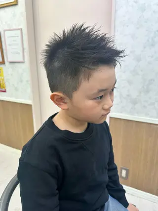 キッズ 髪質改善のプロ✨りな さんのヘアスタイル