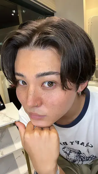 ショート メンズ 心斎橋ヘアカラー ブリーチmarinaのヘアスタイル