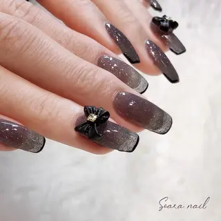 ネイル Salon Cleve所属・T. maoのネイルデザイン