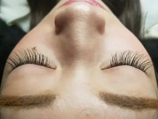 マツエク・マツパ xuxa【シューシャ】所属・Liola (xuxa内)のマツエク・マツパデザイン