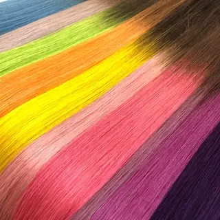 ロング エクステ ハイトーン 💭黒崎ハルカのヘアスタイル