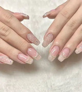 ネイル ChouChou NAIL SALON所属・サキ ChouChouのネイルデザイン