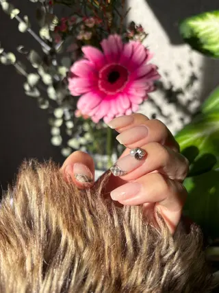 ネイル each Hibikiのネイルデザイン