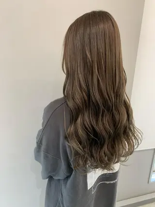 ロング カラー theF___ yukoのヘアスタイル