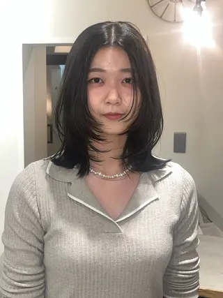 セミロング カラー 🦮shiori アイドルオタク🦮のヘアスタイル