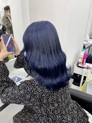 ロング 色落ち綺麗🇰🇷 透明感ブルーブラックのヘアスタイル