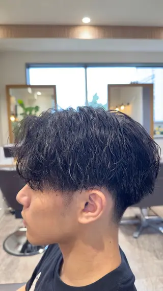 ショート パーマ 【メンズパーマ】比嘉 啓人のヘアスタイル