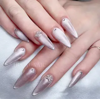 ネイル LR.ONE ヨウのネイルデザイン