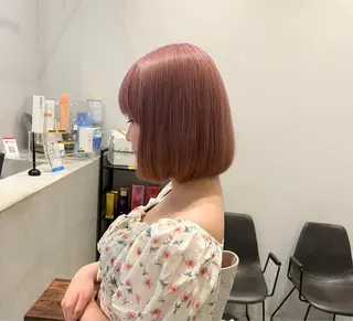 ミディアム カラー 吉川 陽菜のヘアスタイル