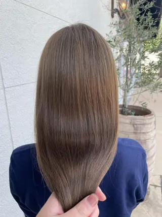 ミディアム カラー clocca所属・鵜飼 真伍のヘアスタイル