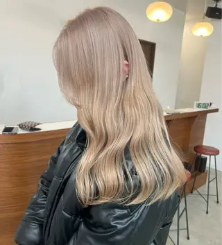 ロング カラー ブリーチ୨୧大阪梅田 タカシマリナ♡のヘアスタイル
