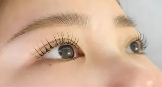 パーマ 'Olu KUMIのマツエク・マツパデザイン