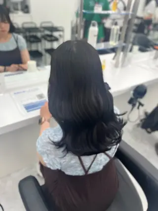 セミロング カラー ヘアアレンジ 艶髪ハイトーン🫧 Kurehaのヘアスタイル