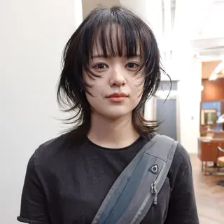ショート カラー ニュアンスレイヤー ハイトーンカラーのヘアスタイル