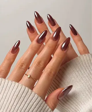 カラー Lynn_ Nailのネイルデザイン