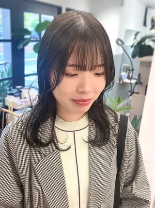 ロング 加藤 真穂のヘアスタイル