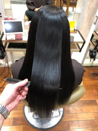 ロング カラー ハイダメージ毛 縮毛矯正のヘアスタイル