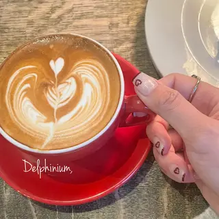 ネイル 岡本 友恵のネイルデザイン