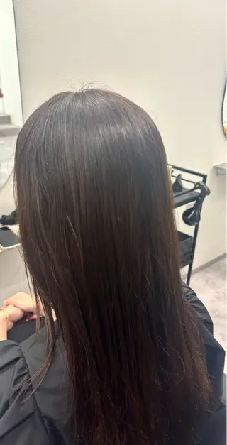 ロング カラー 明石 優衣のヘアスタイル