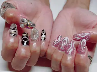 ネイル IRAS所属・IRAS..nail ＥＲＩＫＡのネイルデザイン