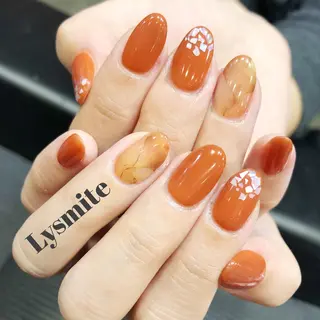 ネイル Lysmite所属・岩本 美香のネイルデザイン