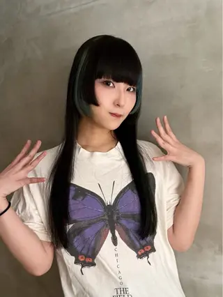 ロング カラー 優 作のヘアスタイル