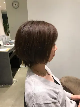 ショート カラー THREE byKEEPのヘアスタイル