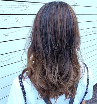 ロング クリーピー　オーナー 福田 将太のヘアスタイル