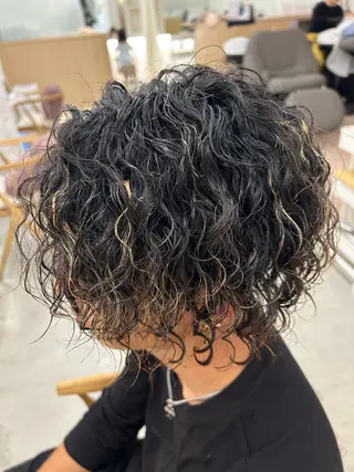 ショート 名古屋/伏見/花屋 併設/不破新のヘアスタイル