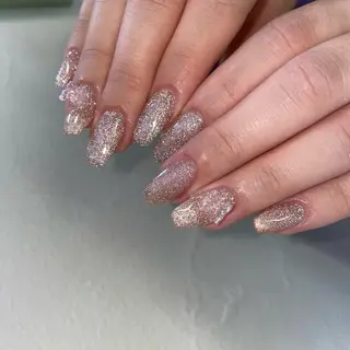 ネイル b'6 by Stir所属・b'6 SAKINAのネイルデザイン