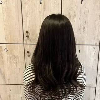 ロング フルールドソレイユ所属・♡ナナコ♡ レイヤー/艶髪のヘアスタイル