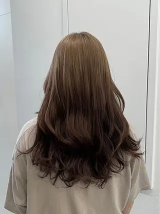 ロング ✨透明感艶カラー YUKI✨のヘアスタイル