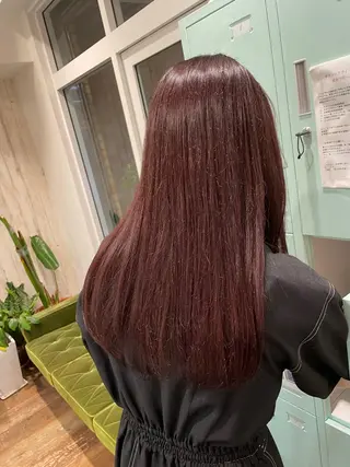 ロング カラー 山崎 和花のヘアスタイル