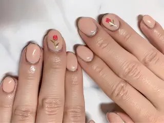 ネイル 菅野 愛花のネイルデザイン