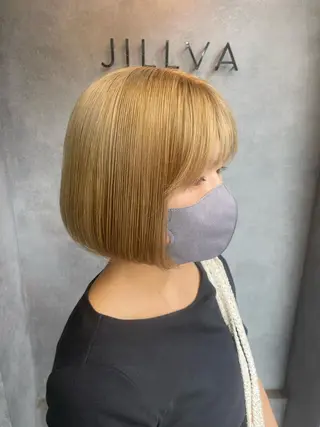 ミディアム N°　jillva 腰山 菜々美のヘアスタイル