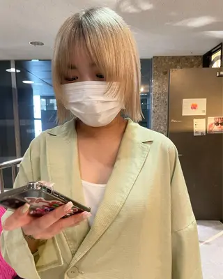 ショート カラー suvvy hairsalonのヘアスタイル