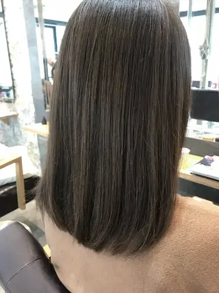 ミディアム カラー AUBE hair ales福岡平尾店所属・塚本 昂のヘアスタイル