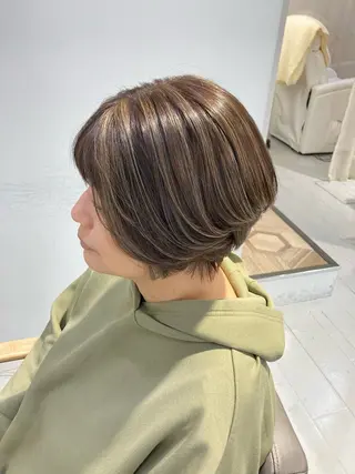 ショート カラー 🫧ゆうき🪽 髪質改善/ハイライトのヘアスタイル