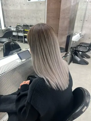 ロング カラー アンナ🦋海外ヘア バレイヤージュのヘアスタイル